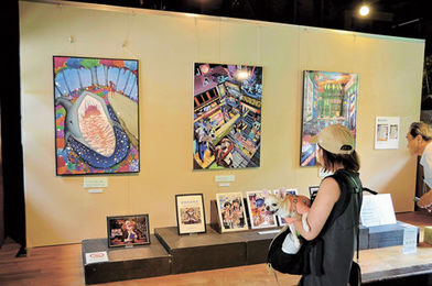水彩、色鉛筆で深海描く 益田清風高出身 上平さんが作品展 合掌村