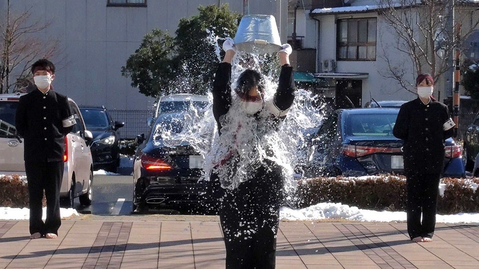 エール熱く絶対合格 伝統の 水ごり 頑張れ受験生 岐阜新聞web
