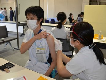 コロナワクチン３回目接種始まる 医療従事者対象 医療機関 万全期す 岐阜新聞web