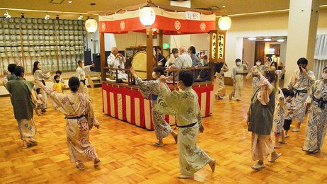 ホテルで郡上おどり体験会 初心者歓迎 宿泊客の思い出づくりに 岐阜新聞web