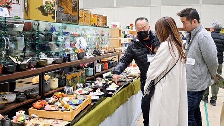 美濃焼、世界へ売り込め 海外輸出強化へメーカーと商社団体が連携
