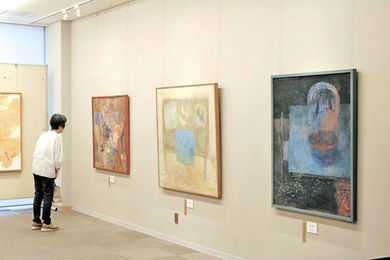 中津川市出身の前田青邨を顕彰 公募展、全国から145点 日本画