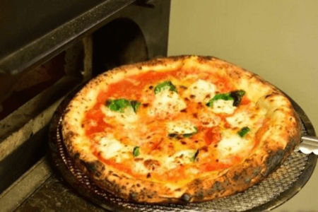 ピッツェリア ラコント