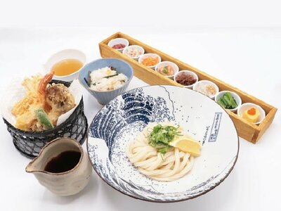 四季彩うどん　華きんとん
