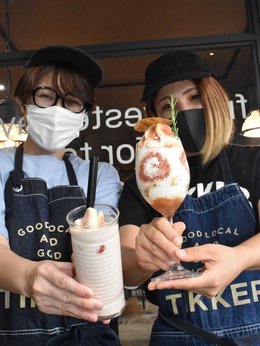 今が旬 完熟イチジクの期間限定スイーツ 岐阜 海津のカフェがパフェとスムージー 岐阜新聞web