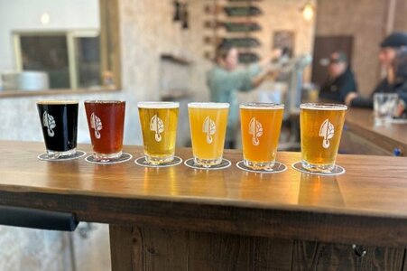 BLADE　FACTORY　BREWING