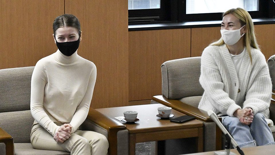 ウクライナ避難女性 夫の無事を祈る毎日 母国への思い語る 岐阜新聞web