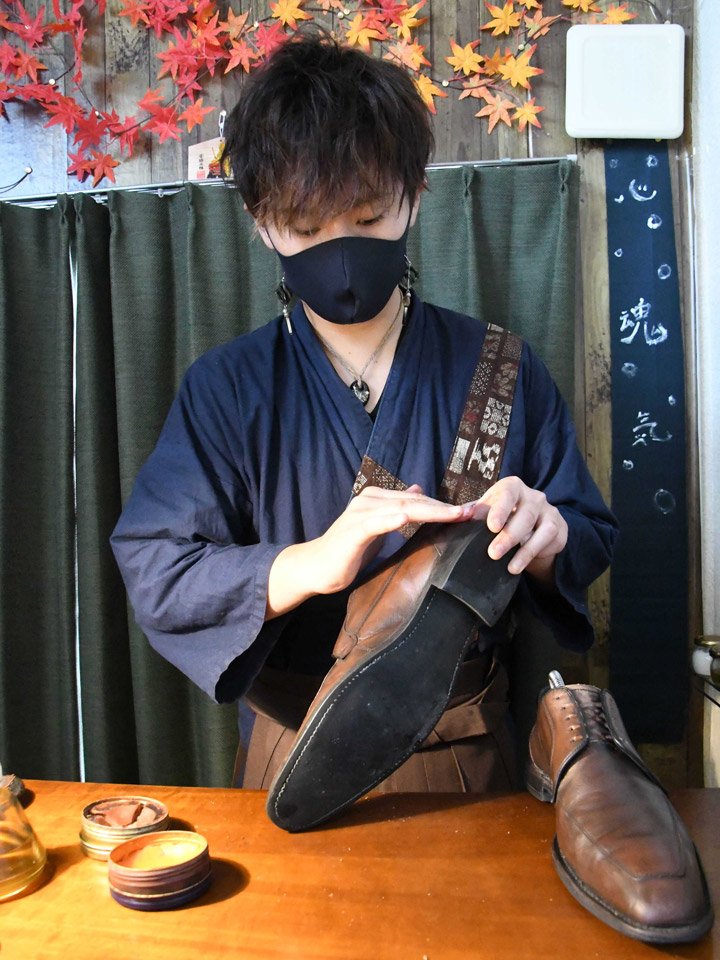 集中力と記憶力を強みに 発達障害のある若き靴磨き職人 岐阜新聞web