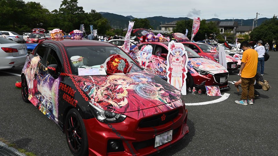 ウマ娘や初音ミク 推し キャラ痛車１５０台 岐阜 垂井に全国から集結 岐阜新聞web