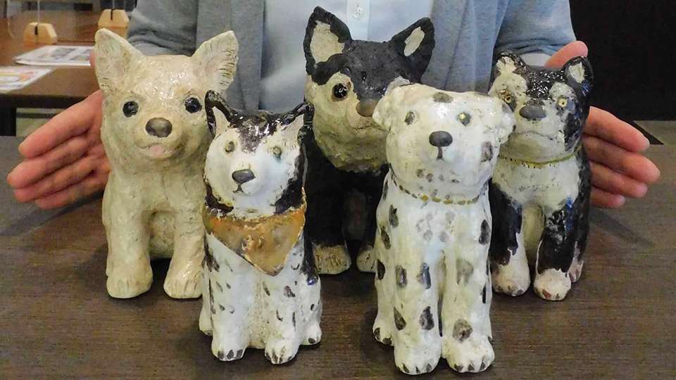 陶人形 犬人 陶人形1950年代の犬と男の子の愛らしさアンティーク