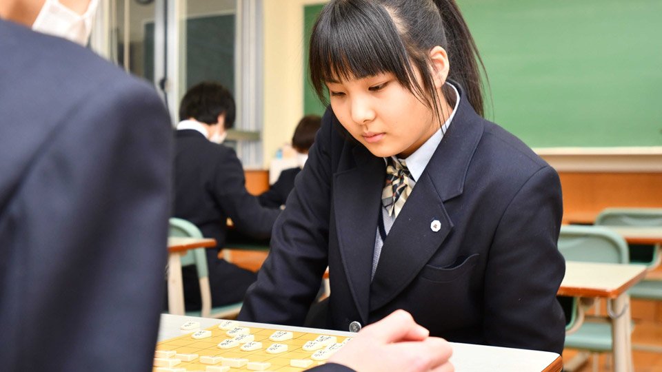 藤井キラー」豊島九段の初弟子に １６歳女子高生が女流棋士デビュー | 岐阜新聞デジタル