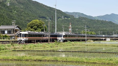 飛騨乗り物探訪】特殊スキル？「紙の時刻表」解読 ネットでは分からない発見も | 岐阜新聞Web