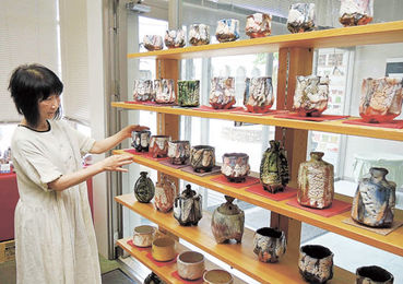 林正太郎さん（県重要無形文化財保持者）陶芸の粋 多治見の店舗