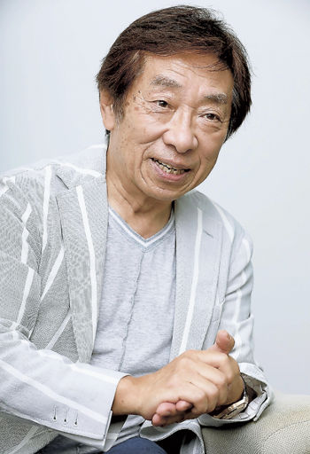 声優物語 マイクに思いをのせて 窪田等さん きれいな映像に声注ぐ 岐阜新聞web