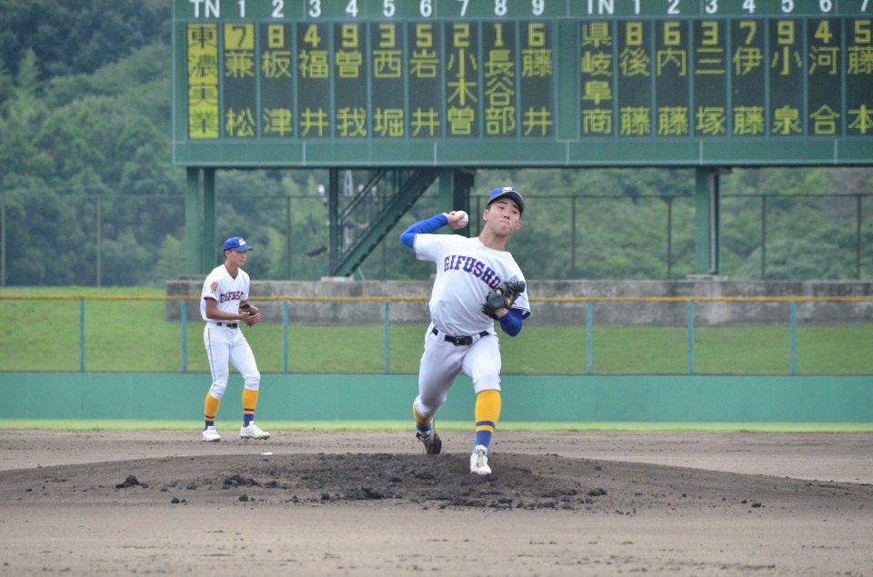 高校野球速報 県岐阜商８ ７東濃実 岐阜新聞web