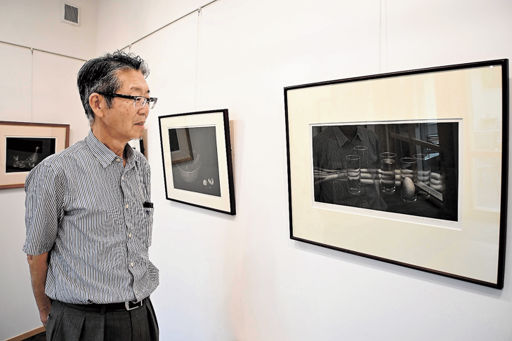 銅版画で緻密な質感表現 土岐で佐藤さん生誕100周年展 | 岐阜新聞