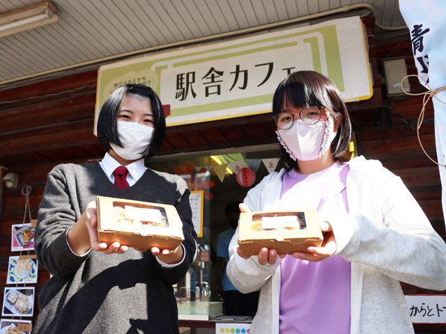 食品ロス減らせ！高校生が奮闘　廃棄予定食材使いケーキ販売、浸透手応え