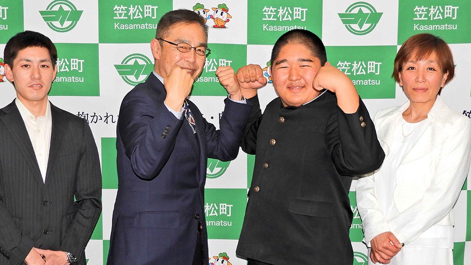 追手風部屋梶野, 梶野樹 プロフィール _ 大飛翔(松山市桑原中)、新序二番出世 – WZSUCB