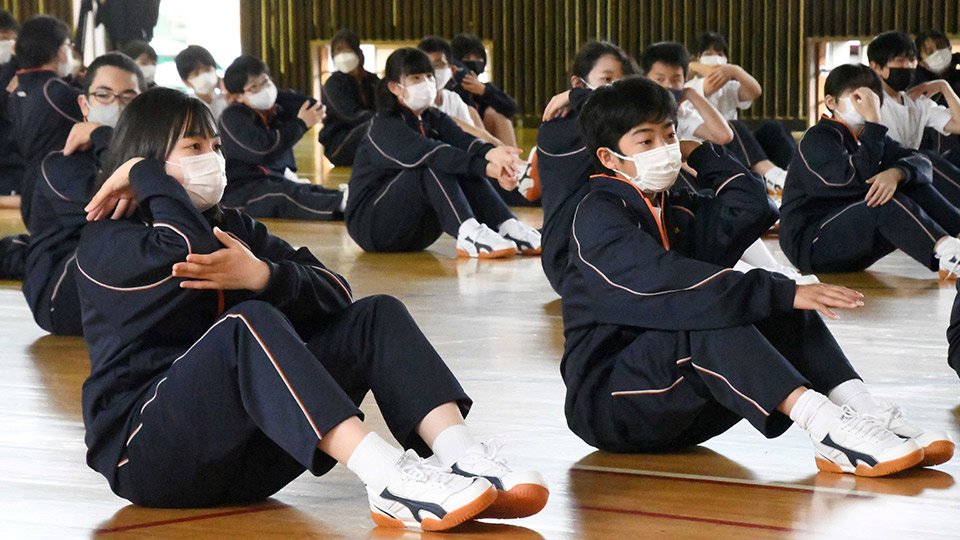 トップ 高山市内の中学生ジャージ