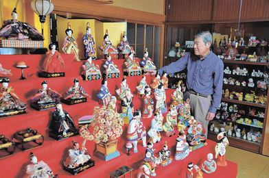 亡き妻と集めたひな人形 曽我さん(郡上市)最後の展示 自宅で 亡き妻と集めたひな人形 曽我さん(郡上市)最後の展示 自宅で