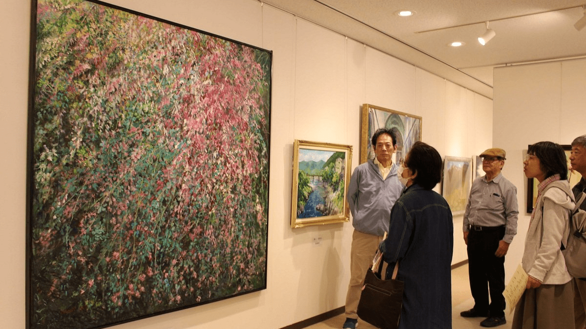 忠節橋の夕焼け、伊吹山の雪景色、写実的な絵画並ぶ 岐阜市で「示現会 