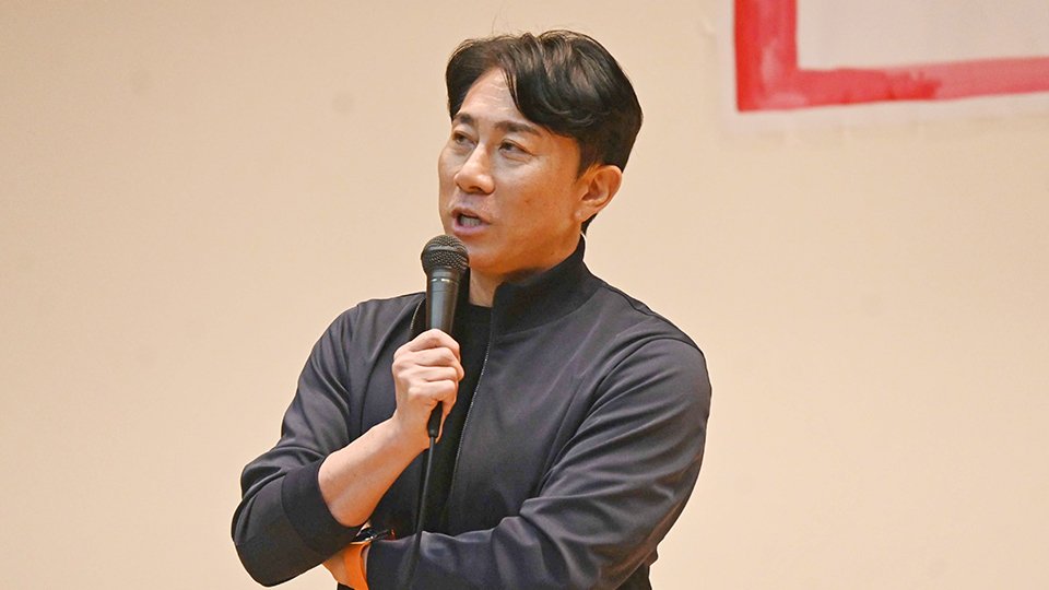 サッカー元日本代表・前園真聖さん「他選手の活躍見て挫折」転機は