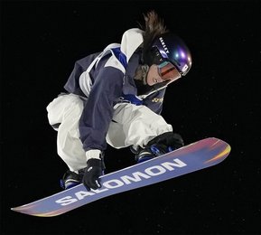 村瀬心椛が2位で決勝へ進出 スノーボード女子ビッグエア予選【ミラノ
