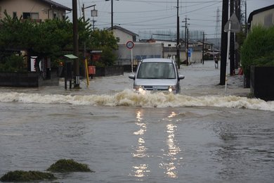 岐阜県池田町で杭瀬川が氾濫 家屋など浸水被害 | 岐阜新聞デジタル