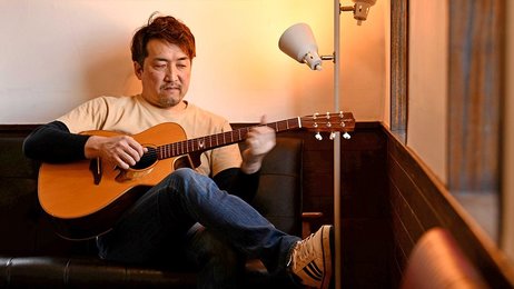 アコギのインスト、物語紡ぐ８曲 ギタリスト・ＴＥＴＳＵＹＡさん初のソロアルバムリリース | 岐阜新聞Web