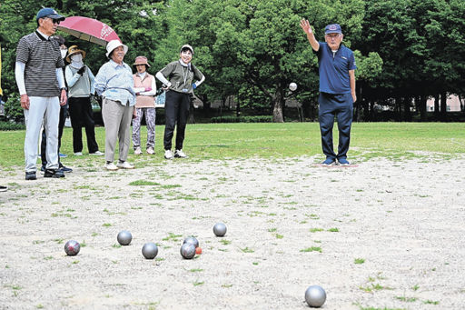 ペタンク大会和やかプレー 岐阜市老人ク、七郷V | 岐阜新聞デジタル
