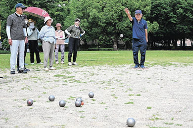 ペタンク大会和やかプレー 岐阜市老人ク、七郷V | 岐阜新聞デジタル
