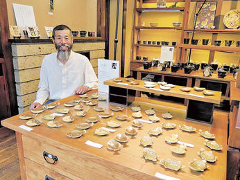 黄瀬戸豆皿や黒釉カップ 多治見市 土岐の水谷さん陶芸展 | 岐阜新聞